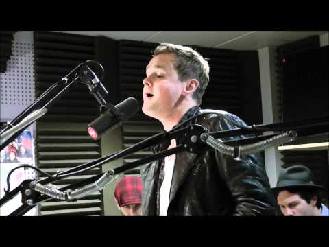 Keane - Silenced By The Night - Session Acoustique OÜI FM