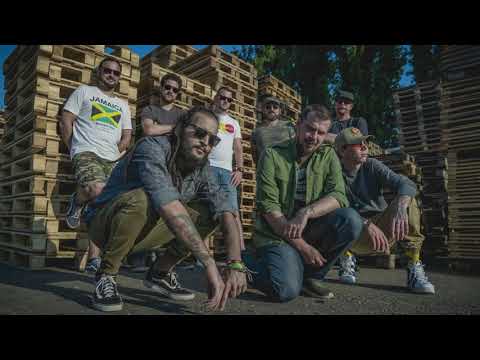 AfroDZAQM - Ilyen egy álomban élned