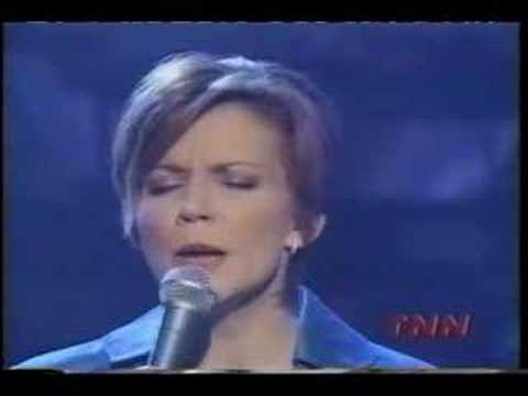 MARTINA MCBRIDE - WRONG AGAIN