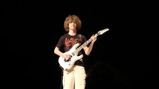 15 Year Old Plays Thunderstruck Cover at Talent Show