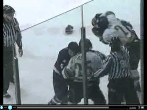 Mitch Maxwell vs Andrew Herle