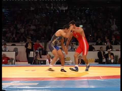 WC-2009 / Farid Mansurov (AZE) - Tsutomu Fujimura (JPN) GR 66 kg 1/32 final