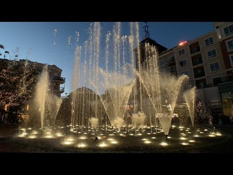 Americana at Brand Fountain Show - Suite from "The Polar Express" (2018)