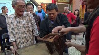 Re: [問卦] 所以你相信神轎自己會動嗎？