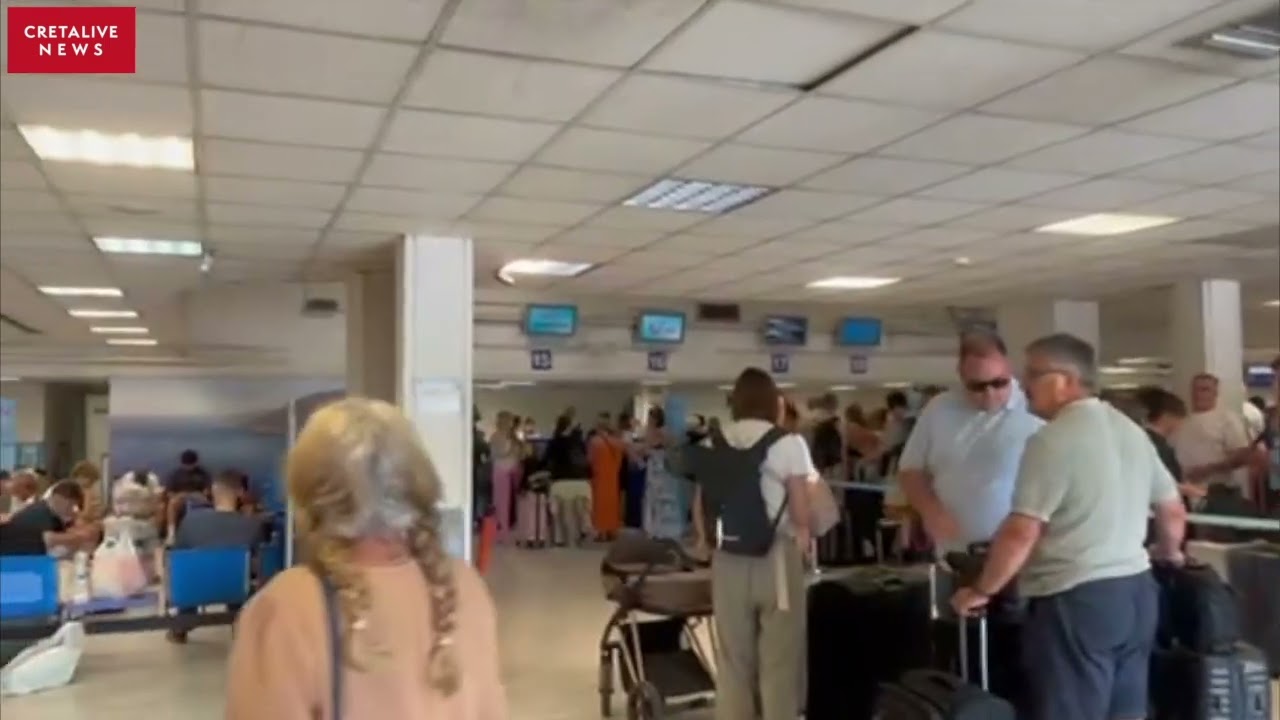 Το αδιαχώρητο στο αεροδρόμιο Ηρακλείου - Μέχρι το πεζοδρόμιο φθάνουν οι ουρές