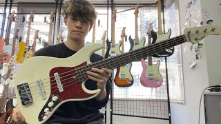 Video thumbnail for Wood Custom Guitars / Vibe Standard-5 Olympic White【Test Play】 by Bass Sound Maniac