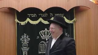 הרב ליאור גלזר חסיד נהנה בג'קוזי והבדיחה על ניסים קורע מצחוק