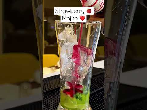 Strawberry Mojito 🍓❤️ #mojito #mocktail #cocktail #summerdrink #drinks #summervibes #shorts#love#yt
