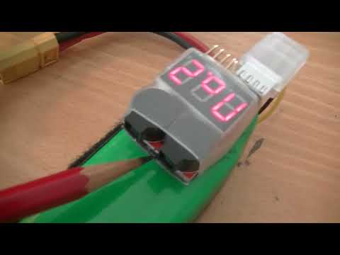 MongoTV_5919 - Mongo Drones Testcenter - Del 22 - Kigger På Mine Gamle Droner og Droneudstyr