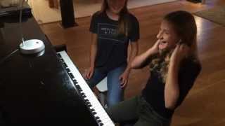 Singing Sisters, Moon Shines Red