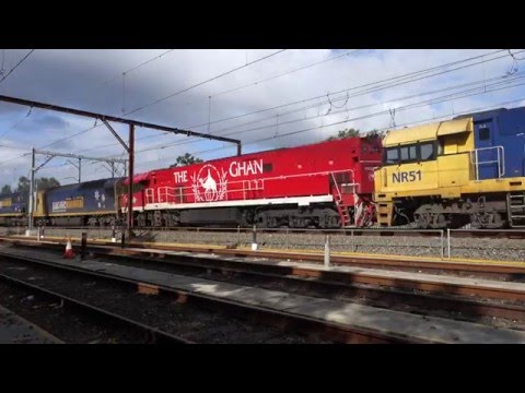 Four NR's and AN7 as the middle loco of 5NY3 - 24/12/15