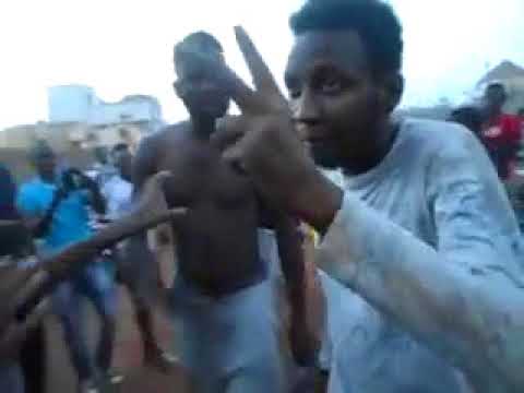 Gaspi insulte la mère de Memo All Star lors d'un match de football