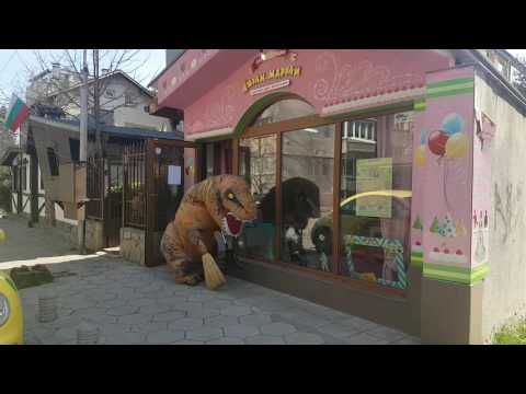 Ето кой чисти в Джули Марули