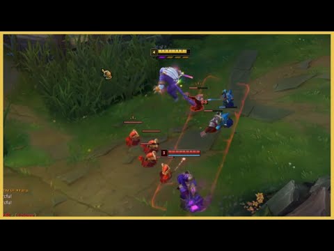 Early Game Rengar vs Illaoi | League of Legends Clip