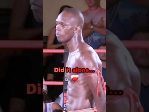 Izzy Adesanya Came to The Fight Alone... #adesanya #izzyadesanya #ufc #ufcusa #mmausa #kickboxing