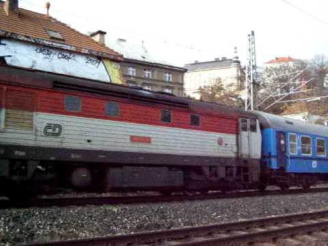 749 107 na čele R 1248 - Praha Nusle - 20.11.2010.