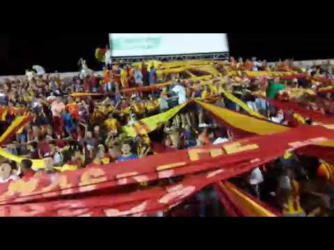 "Hinchada de Sarmiento de chaco!" Barra: La Gloriosa 22 • Club: Sarmiento de Resistencia