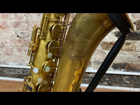 Play Testing this Absolutely Beautiful Gold Plated Selmer Super Tenor from 1932! www.newyorksax.com