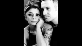 Oya _ Bora (Grup Denk) - Sevmek Zamani (Nostalji).mp4