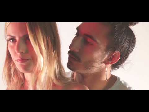 Videoclip de Cositas del Amor — Maka