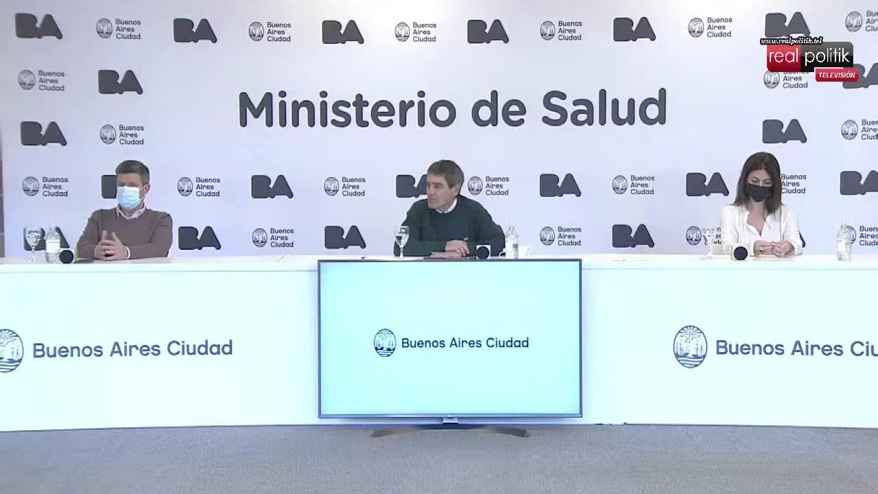 Quirós: "Cada país es autónomo y tiene derecho a definir el esquema de vacunación que considera"