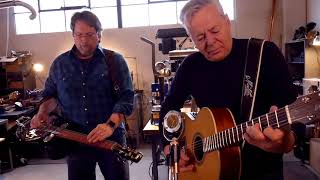 Jerry Douglas &amp; Tommy Emmanuel - Choctaw Hayride (live at Ear Trumpet Labs)