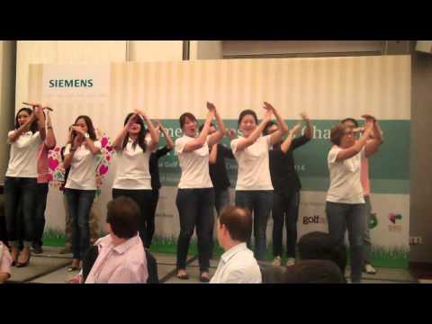 Song Signing by Signifique - Top Of The World