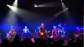 Gaëtan Roussel (live) - Help Myself (Nous ne faisons que passer)