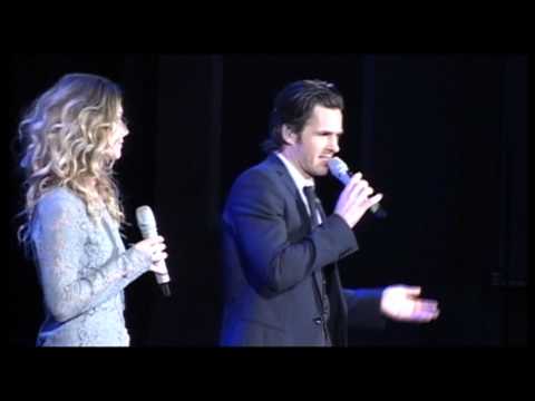 Pernilla Anderson and Peter Jöback sing Nygammal vals