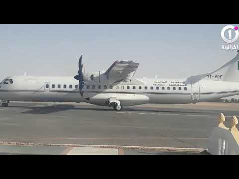 وصول مستشار رئيس الجمهورية المكلف بالإقتصاد والمالية  #خلف_عبد_العزيز لمطار قمار الدولي  الوادي