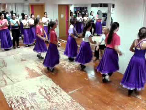 Andanzas Academia y Compañía juntas en Espectáculo MADERA Y TACÓN