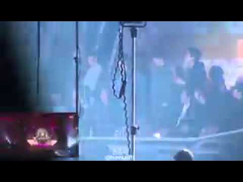 Infinite ,AOA, Winner And Exo reaction to 2ne1