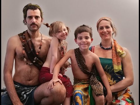 ALESSIO ALESSANDRA - La Tribù