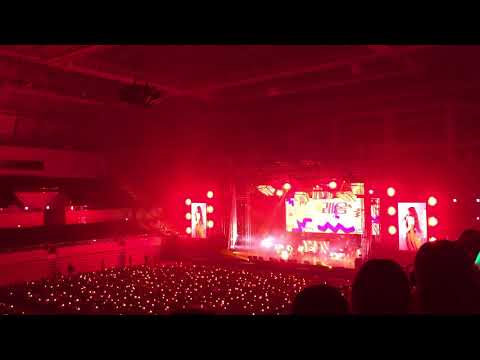 171111 IU - LEON @ PALETTE IN GWANGJU