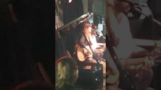 Santo y Seña Vanesa Martín