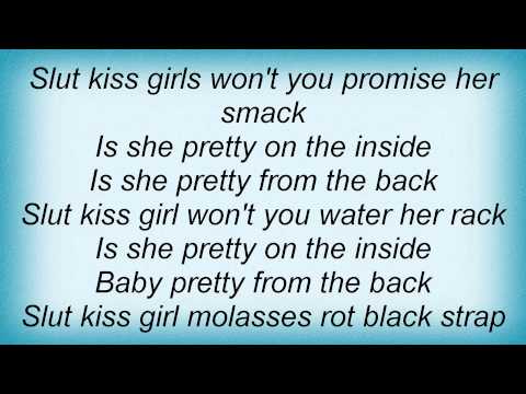 Courtney Love - Pretty On The Inside Lyrics
