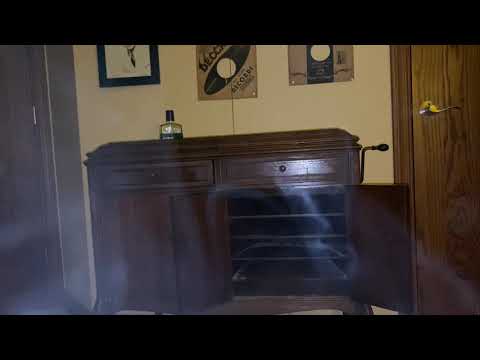 1928 Tal Henry and his North Carolinians - Lonesome played on my victrola -TERRITORY BAND