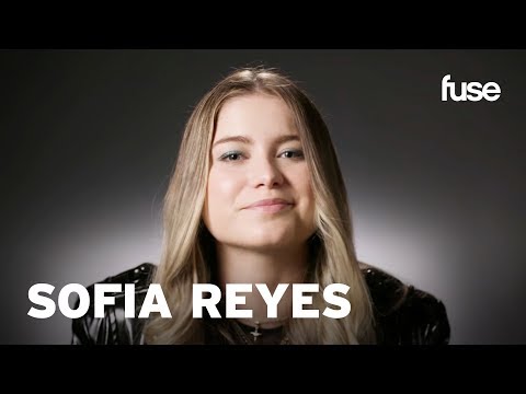 Sofia Reyes' Debut Award Show | The Hollywood Puppet Show | Fuse