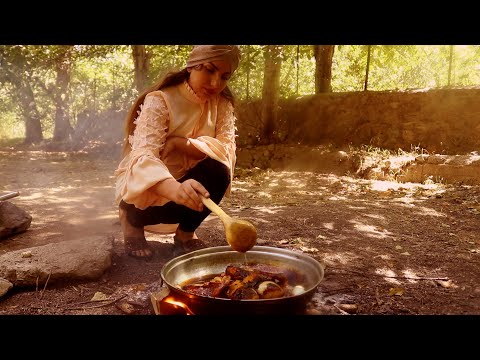 Village Lifestyle in Iran - Epic Fried Whole Chicken!