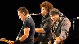 Bruce Springsteen & The E Street Band - Incident on 57th Street / Rosalita (Metlife, NJ 2016)