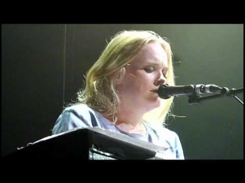 Videoclip de Lamento Della Ninfa / Oh Love (Bonus Track) — Ane Brun