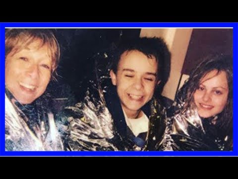 Corrie's tina o'brien shares hilarious throw-back snap of co-stars