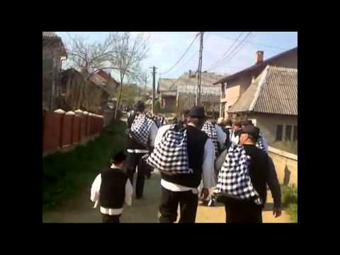 OBICEIURI DE PASTE LA ONCESTI , MARAMURES