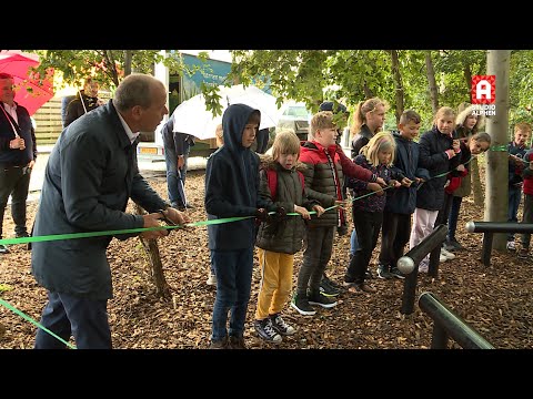 Speelbos geopend in Aarlanderveen