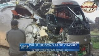 Bad roads blamed in accident involving Willie Nelson's band