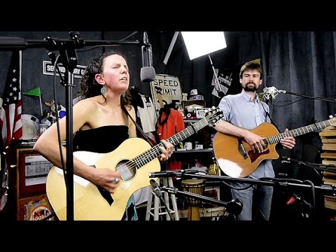 Dave McGraw & Mandy Fer - 'Dark Dark Woods' ::: Second Story Garage