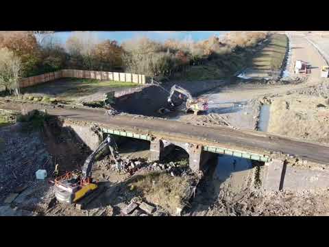 2023-11-28 School Hill Green Overbridge