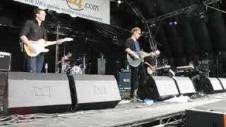 Swans by Unkle Bob live at Guilfest July 2007
