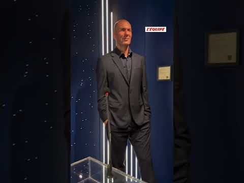 🤩​ Le Ballon d'Or a fait son entrée au musée Grévin #ballondor #football #lequipe