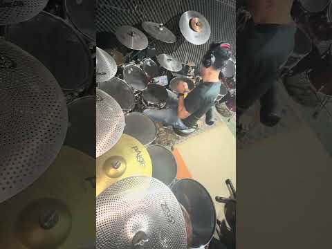 #shortsbeta #aulasdebateria  #canhotobatera #drummer #campolargo #parana #curitiba #bateras #drums